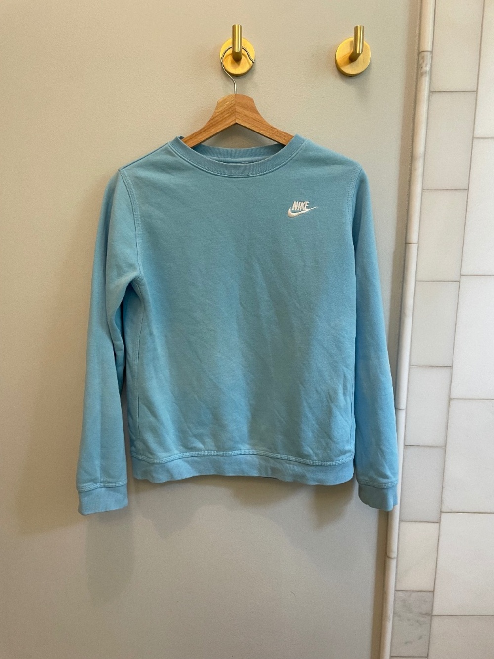 Nike Girl's XL sweatshirt
